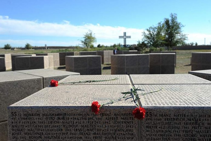 70 Jahre nach den Kämpfen um Stalingrad: Die deutsche Kriegsgräberstätte in Rossoschka bei Wolgograd.
